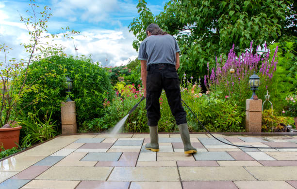 Professional Pressure Washing Services in Middlebury, IN